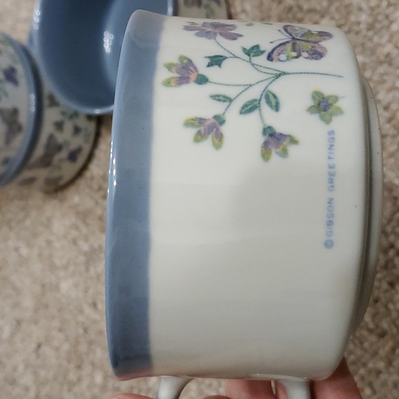 Gibson Greetings Set of 4 Mugs - Picture 4 of 7